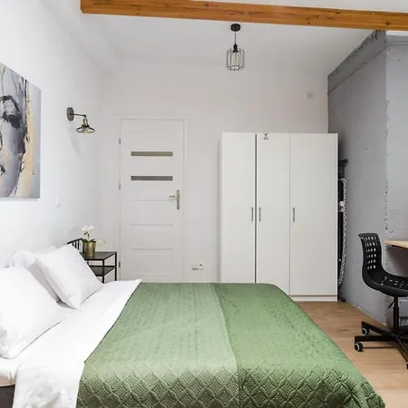 House In Saint-pabu Near Stunning Beaches *